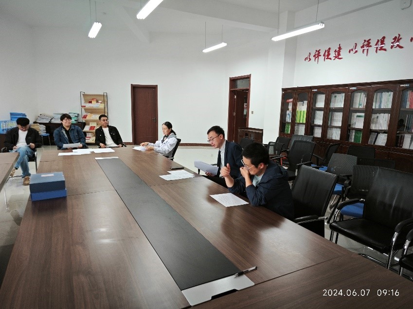 d9ce11b729394a53a00ca7e8d0321baf.jpg